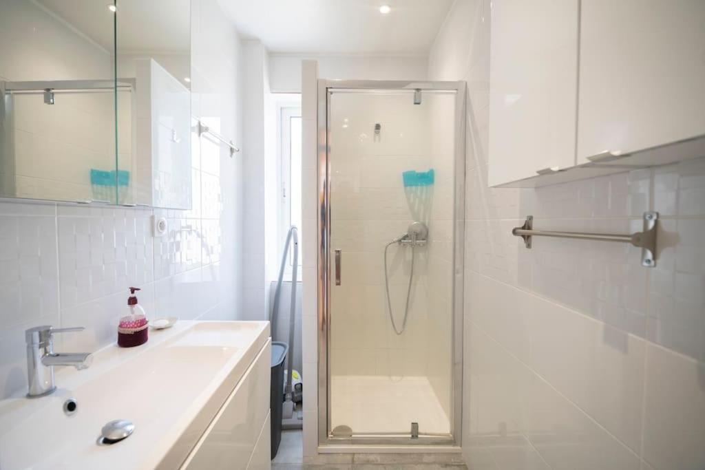 Appartement Avec 4 Chambres Doubles - Proche De La Mer, Des Transports Et De La Promenade Des Anglais Ницца Экстерьер фото
